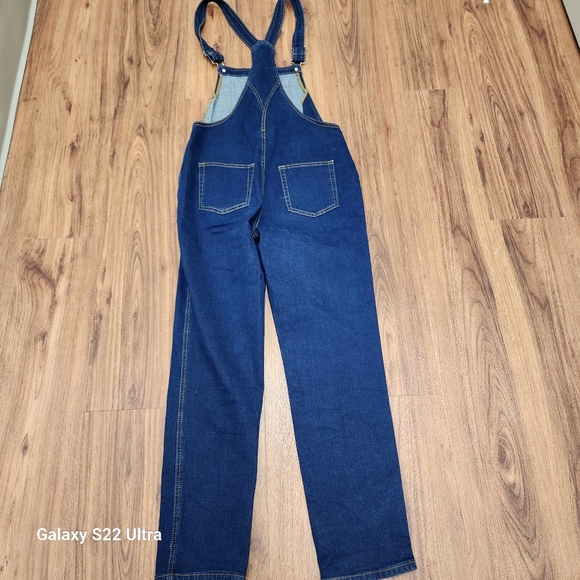 Overall - Picture 3 of 6